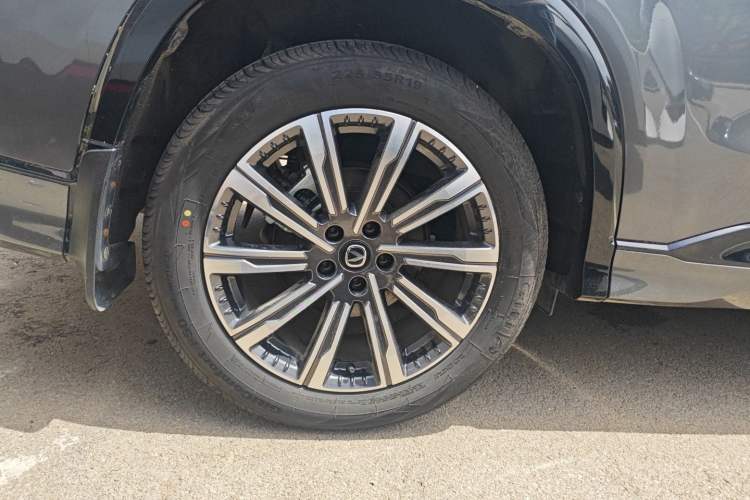 Used CHANGAN CS75 PLUS 2024 3rd Generation Champion Edition 1.5T Intelligent Drive Dynamic Model