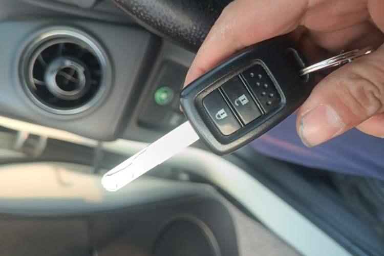 Used Honda XR-V 2015 1.8L EXi CVT Comfort Version