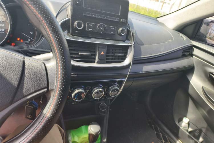 Used Toyota YARiS L Zhi Xuan 2020 X-Trail X 1.5L CVT Leading Edition