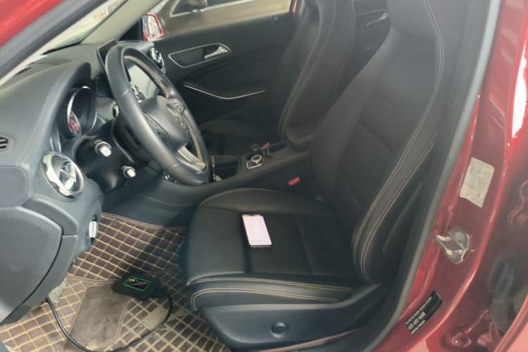 Used Mercedes-Benz GLA 2018 GLA 200 Fashion Model Left Front Seat