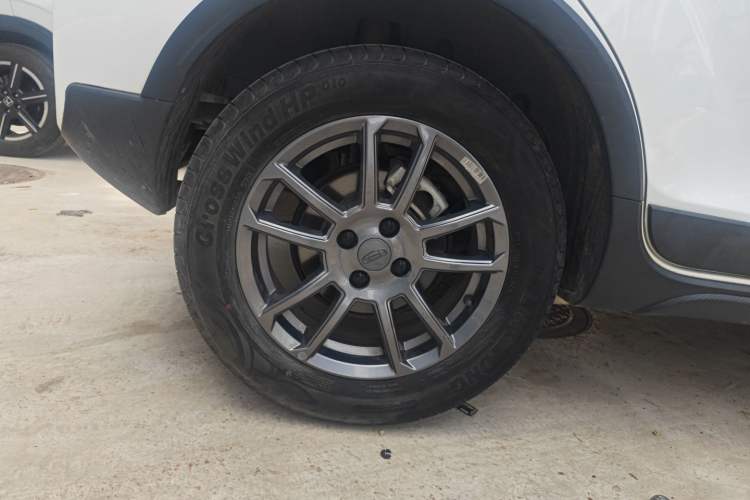 Used Geely Auto Vision X3 2021 PRO 1.5L CVT Deluxe Model
