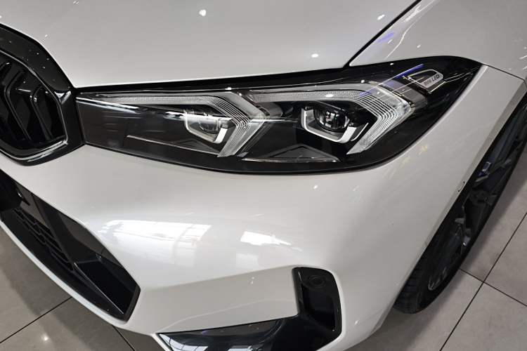 Used BMW 3 Series 2025 330Li M Sport Shadowline Package
