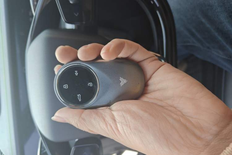 Used NETA S 2022 All-Electric 650 km Four-Wheel Drive Flagship Edition