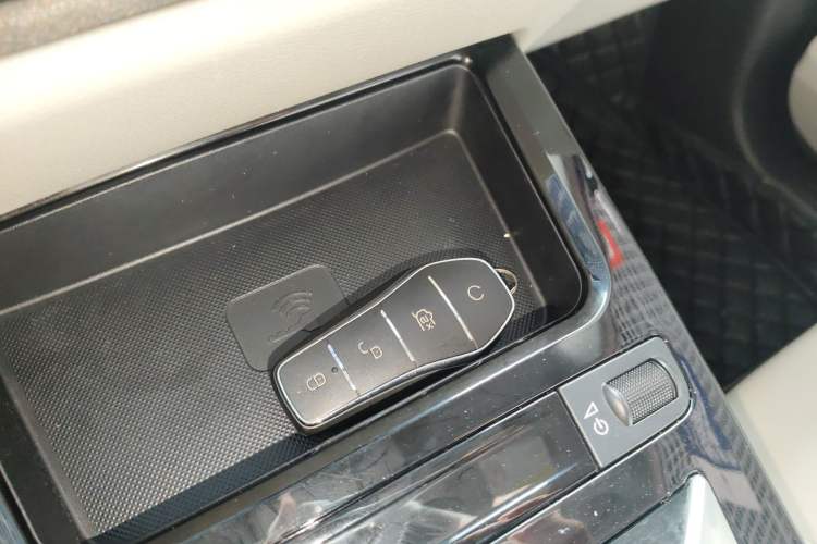 Used BYD Yuan Pro 2021 401 km Luxury Version Vehicle Key