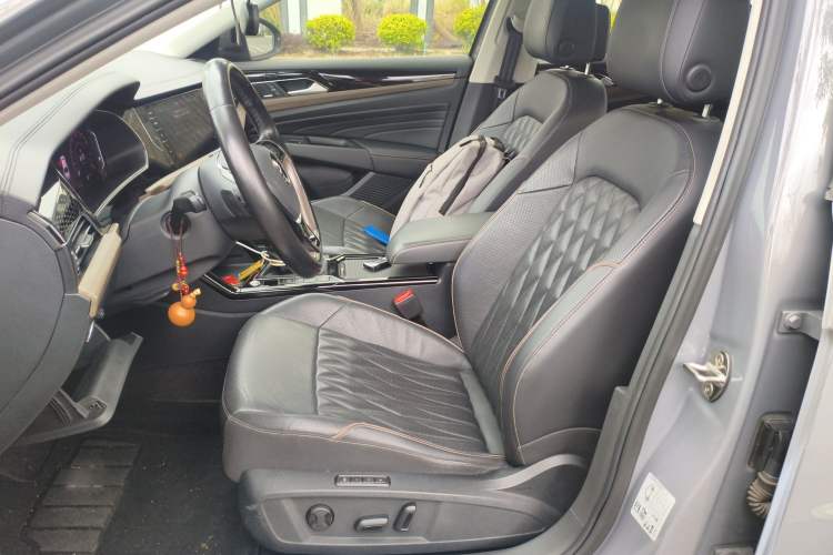 Used Volkswagen Passat 2019 330TSI Luxury Edition China V Standard
