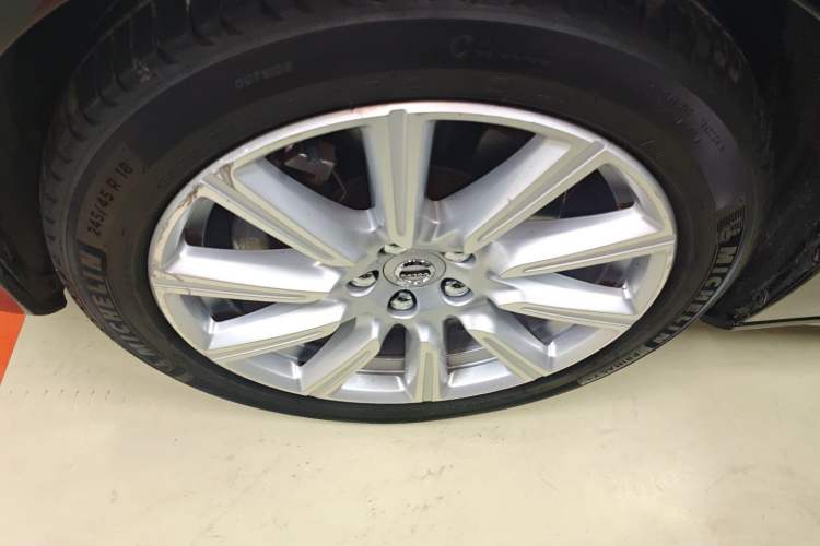 Used Volvo S90 2020 T5 Zhiyi Luxury Edition