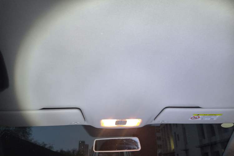 Used Jetta VS5 2024 280TSI Automatic Pioneer Edition Headliner