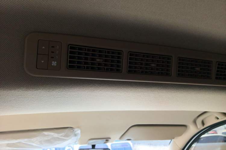 Used Wuling Hongguang 2021 1.5L Facelifted S Comfort Version with Electric Power Steering LAR Headliner