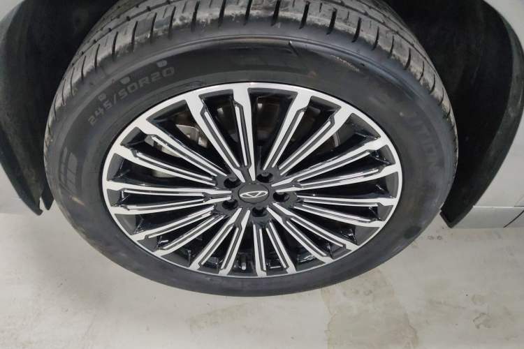 Used Chery Tiggo 9 C-DM 2025 1.5T 106KM Ultra-Comfort Edition 5 Seats Lithium-NMC