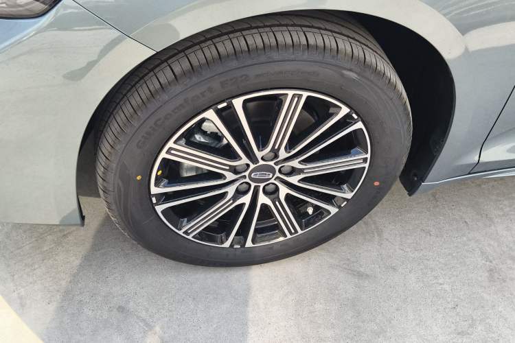 Used Geely Auto Preface 2026 Model Oriental Yao 1.5TD Fuyao Edition
