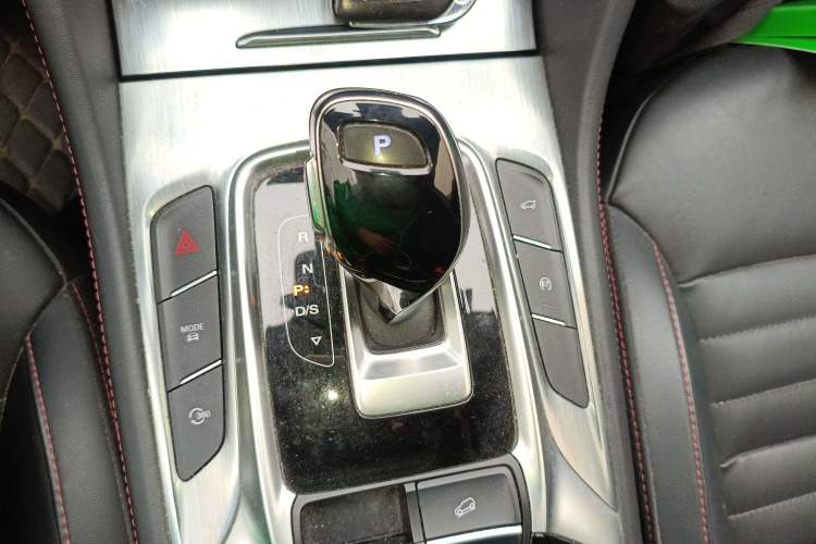 Used MG HS 2019 30T Automatic 2WD Trophy Supreme Edition China VI Standard
