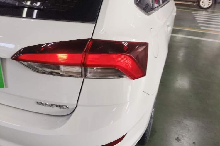 Used Skoda Rapid Spaceback 2020 1.5L Automatic Comfort Edition Right Rear Taillight