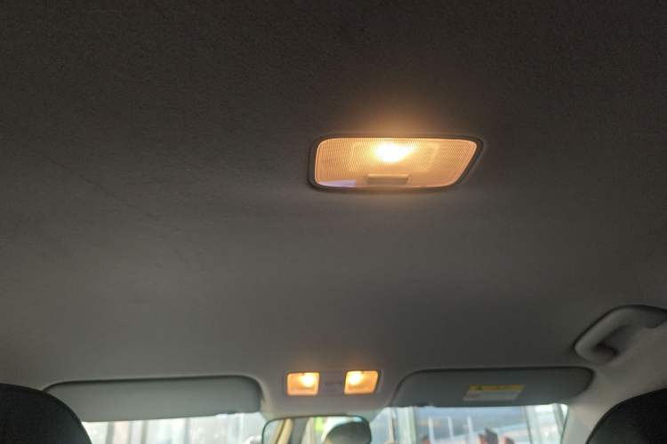 Used Hyundai Celesta 2018 1.6L Automatic GL Enjoyment Edition China VI compliant