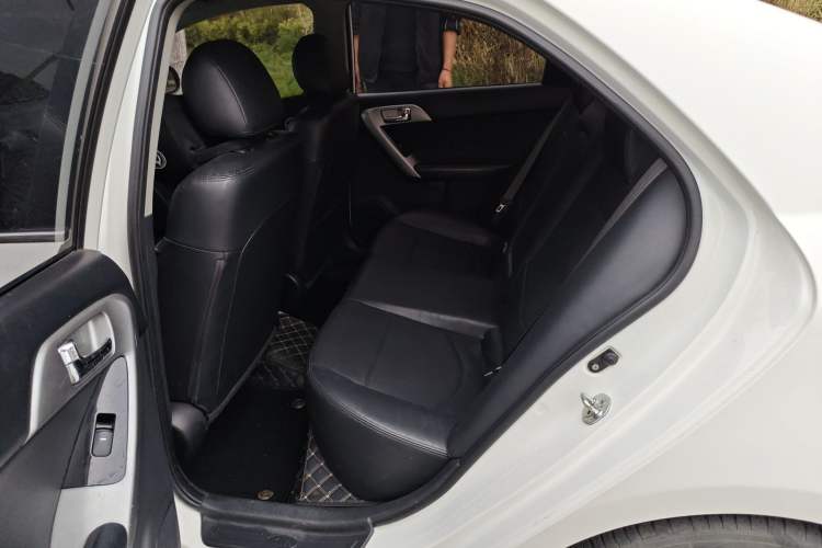 Used Kia Forte 2014 1.6L AT Premium Model Left Rear Seat