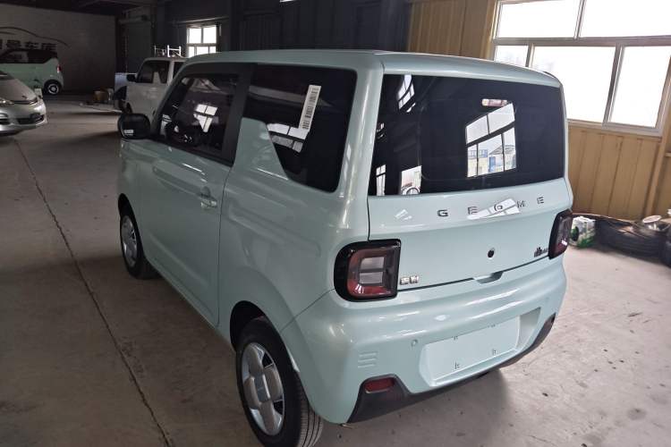 Used Geely Galaxy Panda 2023 Panda Mini 200km Endurance Bear Exterior 2