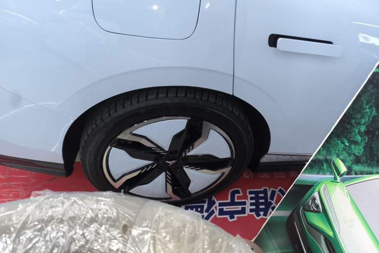 Used VOYAH PASSION 2023 Four-Wheel Drive Long-Range Version