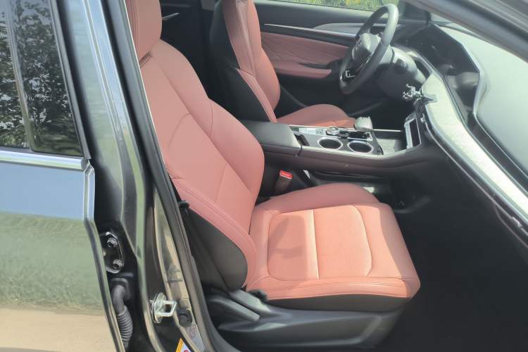 Used CHANGAN Eado 2025 PLUS 1.4T Dual-Clutch High-Energy Version