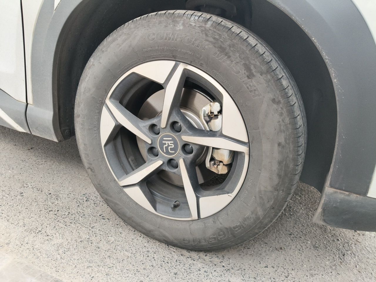 BYD Yuan UP 2025 Intelligent Driving Version 401 km Leading Edition — снимка 8