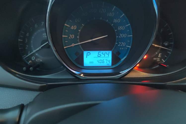 Used Toyota YARiS L Zhi Xuan 2015 1.5E Automatic Charm Edition