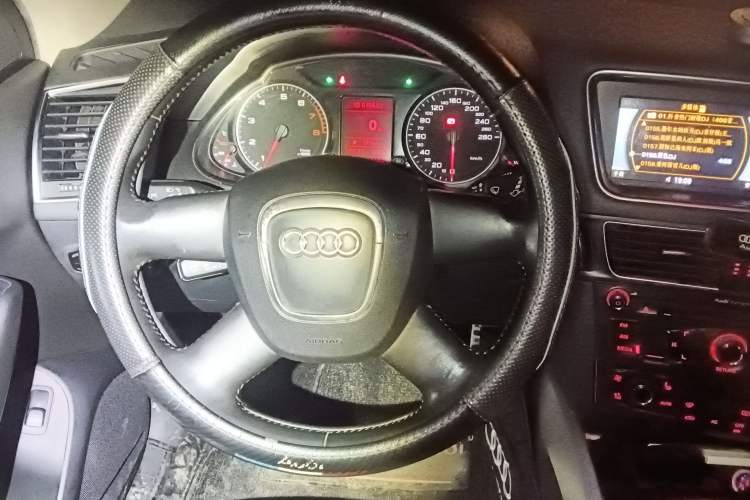 Used Audi Q5 2011 2.0TFSI Technology Model

