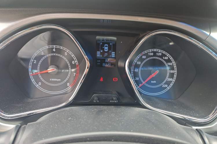 Used JAC Refine S2 2015 1.5L CVT Luxury Smart Version