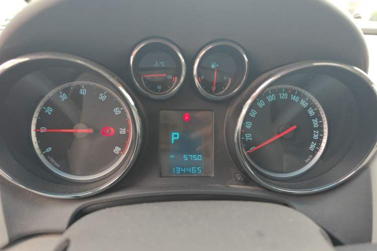 Used Buick GT 2012 XT 1.6L Automatic Comfort Edition