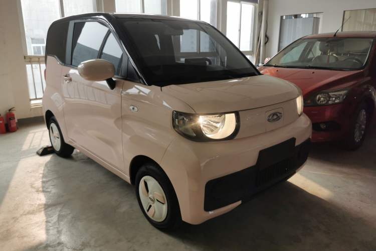 Used Chery QQ Ice Cream 2022 120km Milkshake Phosphate Lithium-Iron