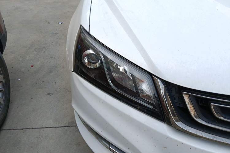 Used Geely Auto Emgrand 2017 Sedan Million Edition 1.5L CVT Upward Version Exterior 6