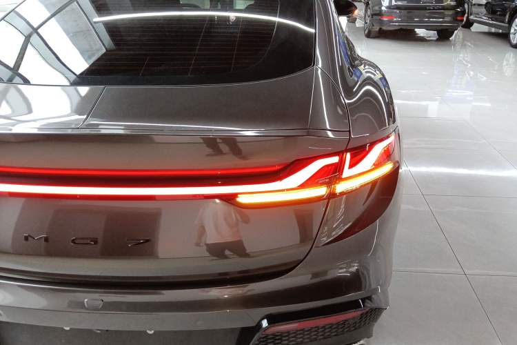 Used MG 7 2023 2.0T Automatic Hunter Luxury Edition Right Rear Taillight