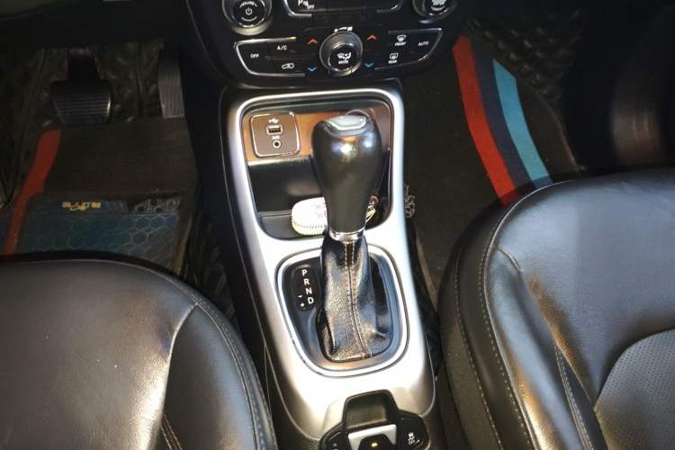 Used Jeep Compass 2017 200T Automatic Family Edition