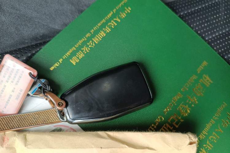 Used Hongqi HS5 2022 Revised Version 2.0T Smart Connect Flagship Edition
