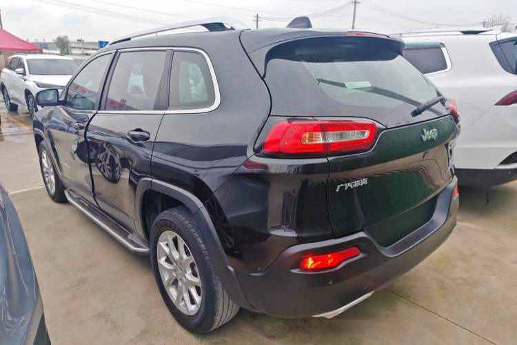 Used Jeep Cherokee 2017 2.4L Leading Smart Edition