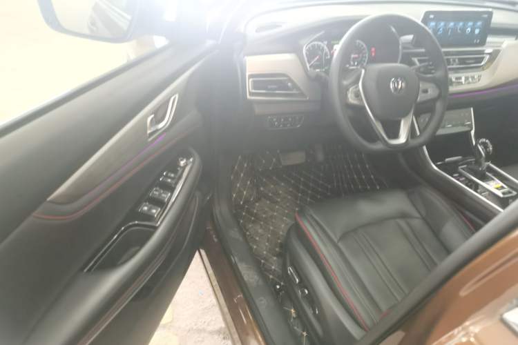 Used CHANGAN CS75 2018 280T Automatic Smart Model China V Standard
