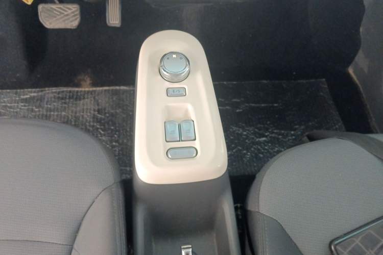 Used CHANGAN NEVO Lumin 2025 205km Refreshing Edition