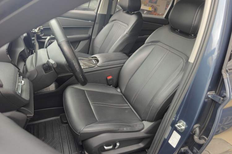 Used Wuling Victory 2020 1.5T CVT Flagship Edition Left Front Seat