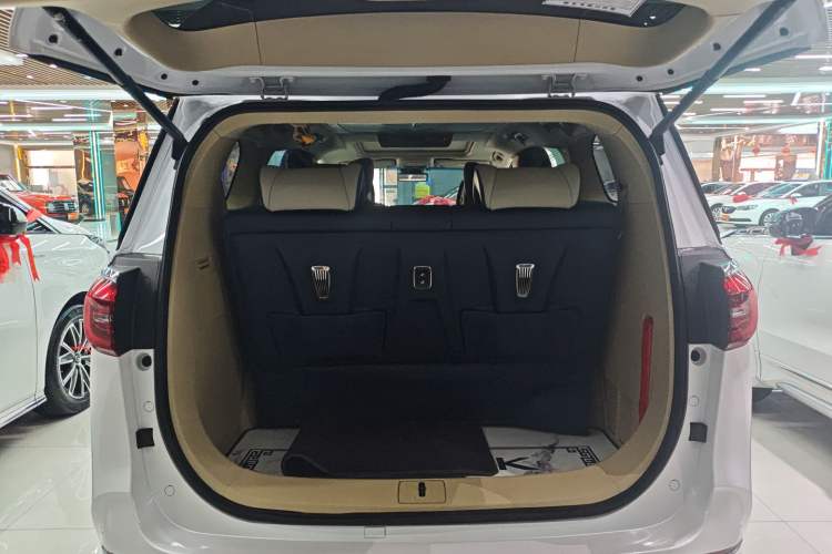 Used Buick GL8 2023 ES Lu Zun Deluxe Model