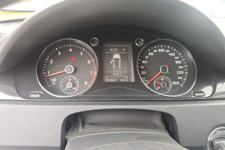 Used Volkswagen Magotan 2012 Revised 1.8TSI Luxury Version
