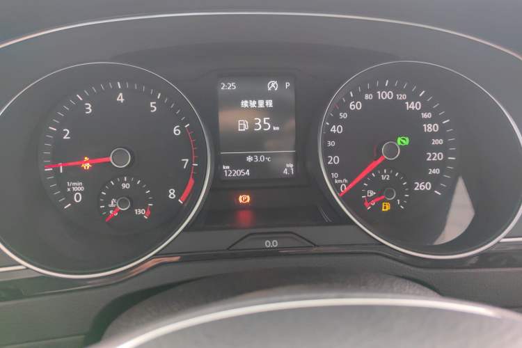 Used Volkswagen Magotan 2017 330TSI DSG Leading Model
