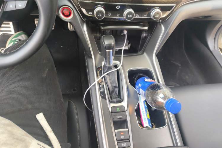 Used Honda Accord 2022 260TURBO Phantom Night · Prestige Edition Gear Lever