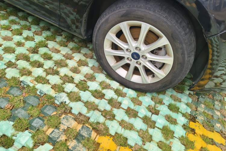 Used Ford Mondeo 2011 2.3L Fashion Edition
