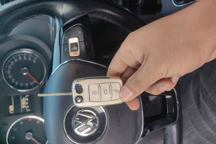 Used Volkswagen Polo 2016 1.6L Automatic Comfort Model Vehicle Key