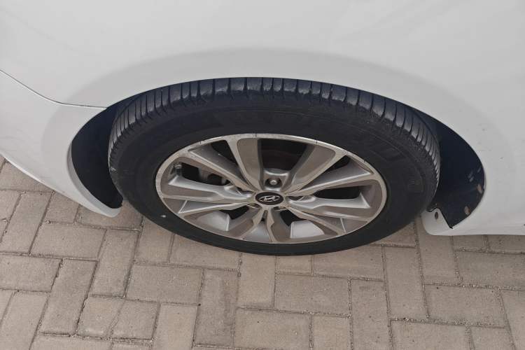 Used Hyundai Sonata 2014 2.0L Automatic Luxury Edition