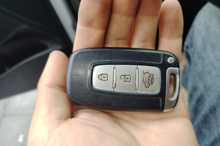 Used Hyundai ix35 2012 2.0L Automatic Two-Wheel Drive Elite Edition GLS