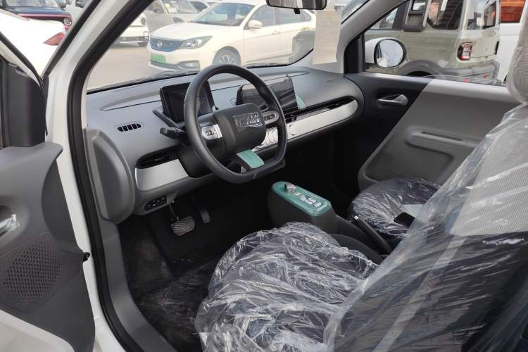 Used Changan Lumin 2023 205km Xiangqin Version
