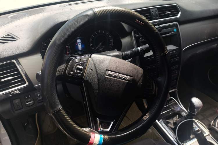 Used Haval H2 2016 Red-Label 1.5T Manual Two-Wheel Drive Comfort Model Steering Wheel