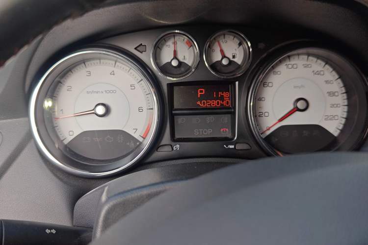 Used Peugeot 308 2014 Enjoy Edition Classic 1.6L Automatic Premium Model Odometer Close Up