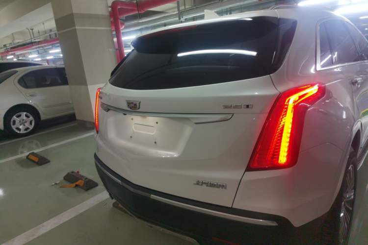Used Cadillac XT5 2016 25T Luxury Model
