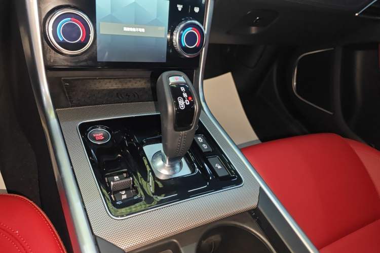 Used Jaguar XEL 2024 2.0T 250 PS R-DYNAMIC S Advanced Sport Edition
