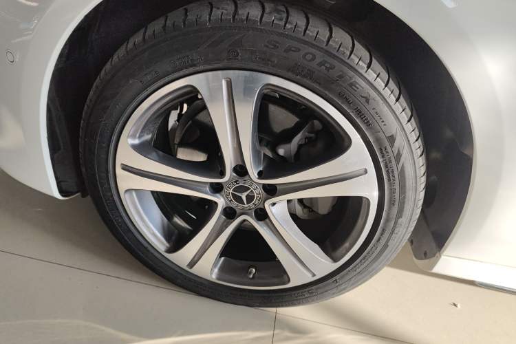 Used Mercedes-Benz E-Class 2020 Facelift E 260 L Sport Edition
