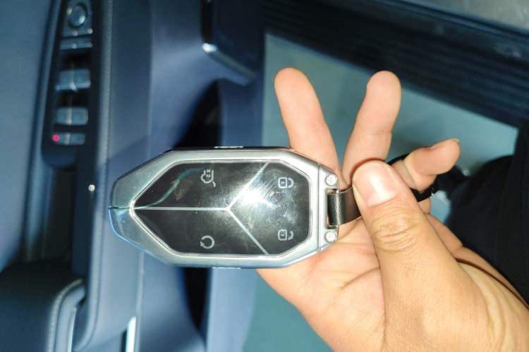 Used Formula Leopard 5 2025 TianShen Intelligent Driving Max Edition Vehicle Key